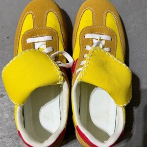 Women’s Yellow and Brown Sneakers NWOT